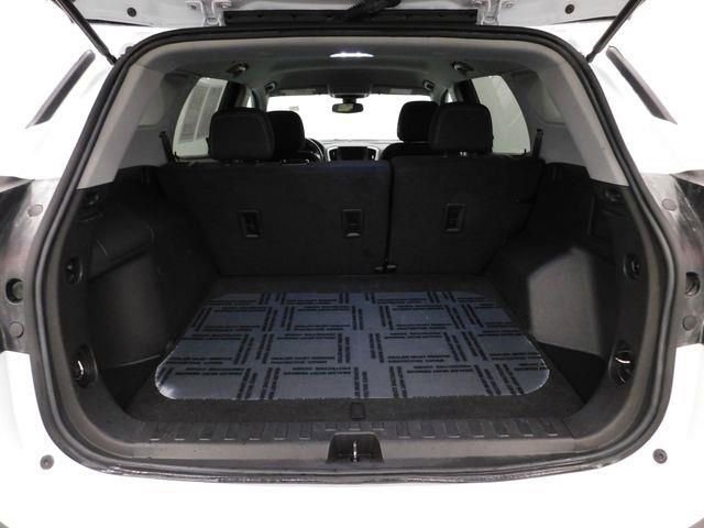 Used 2024 GMC Terrain SLE image 14