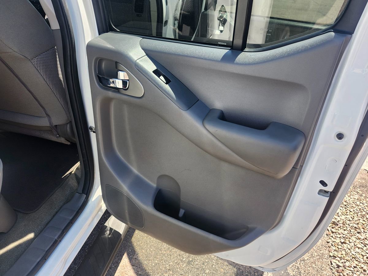 Used 2018 Nissan Frontier SV RWD image 20