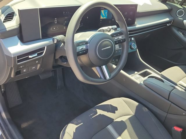 Used 2025 Hyundai Sonata SEL AWD/4WD image 17