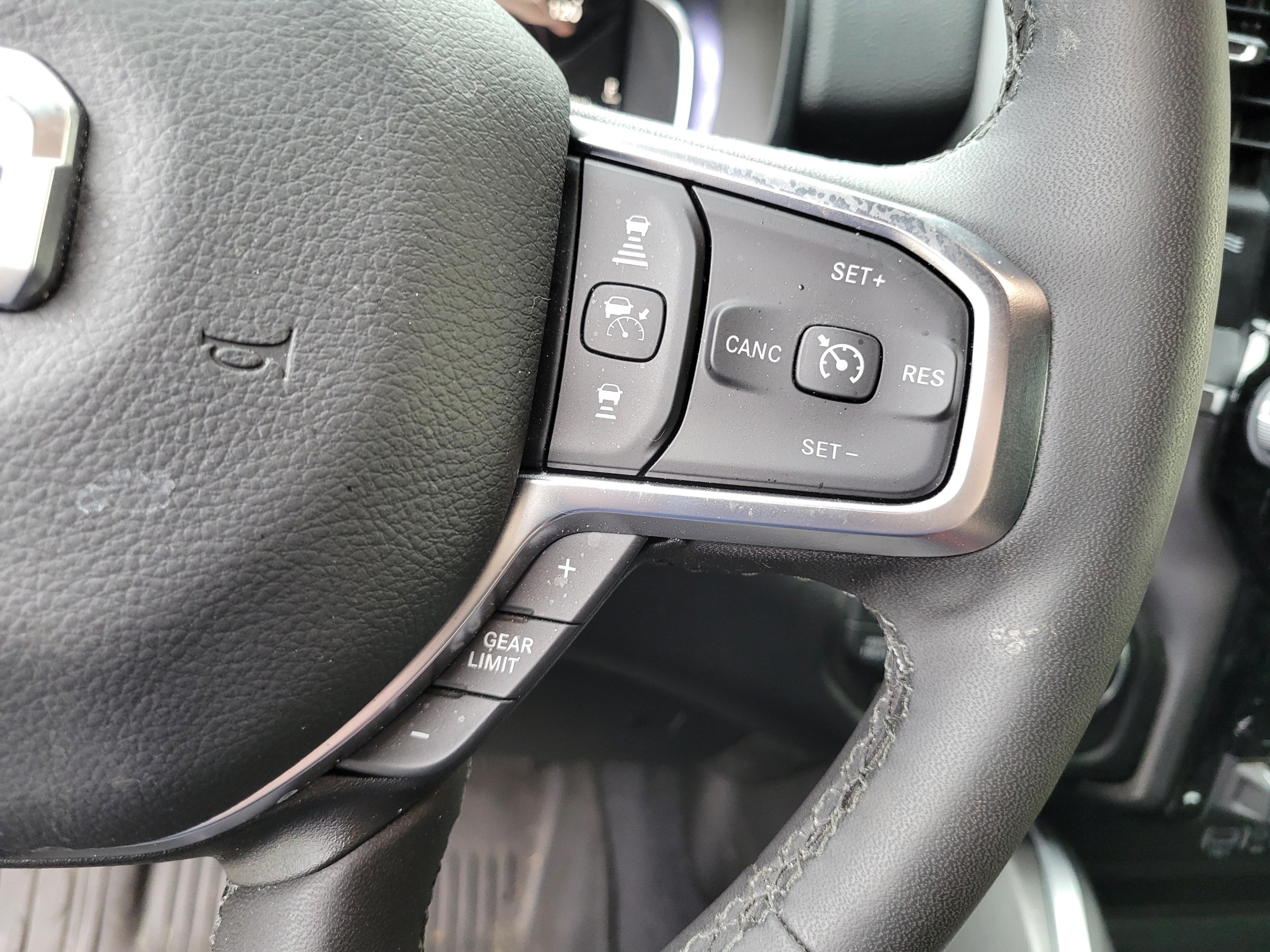 Used 2025 RAM 1500 Big Horn AWD/4WD image 22