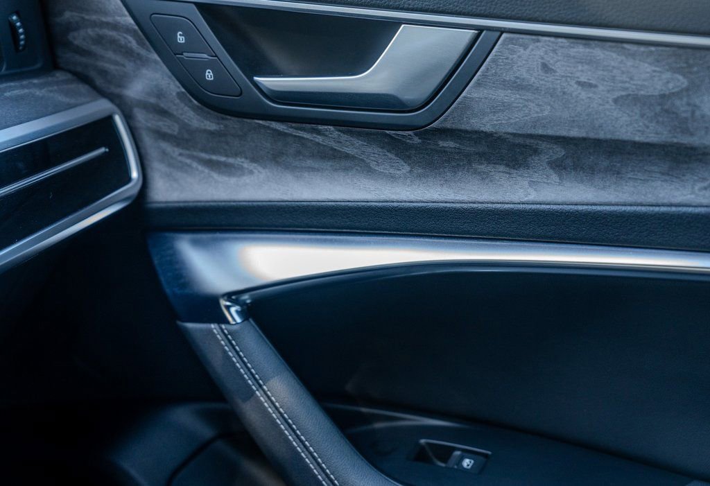 Used 2024 Audi A6 Premium Plus image 14