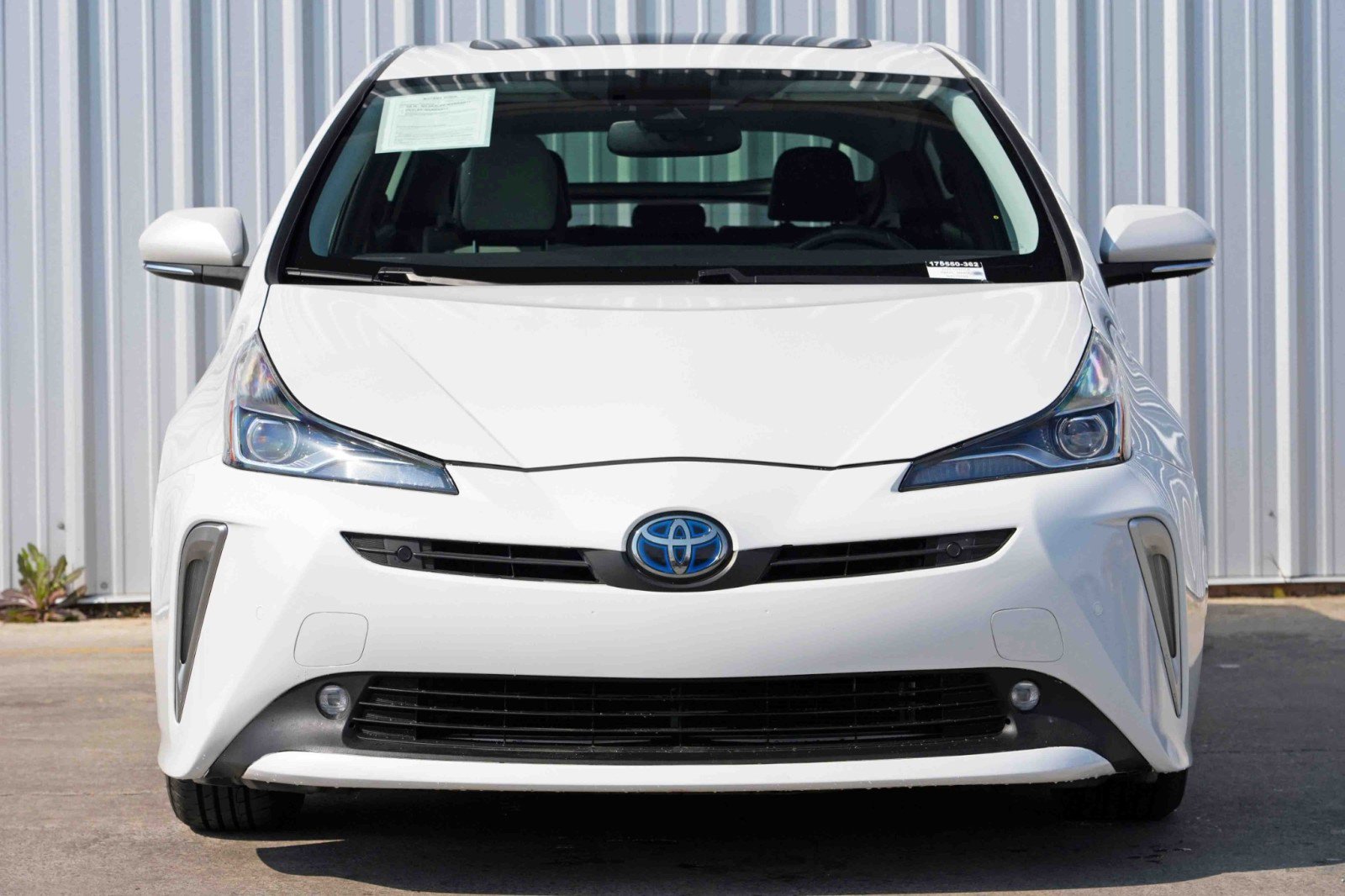 Used 2022 Toyota Prius XLE w/ Premium Convenience Package image 6