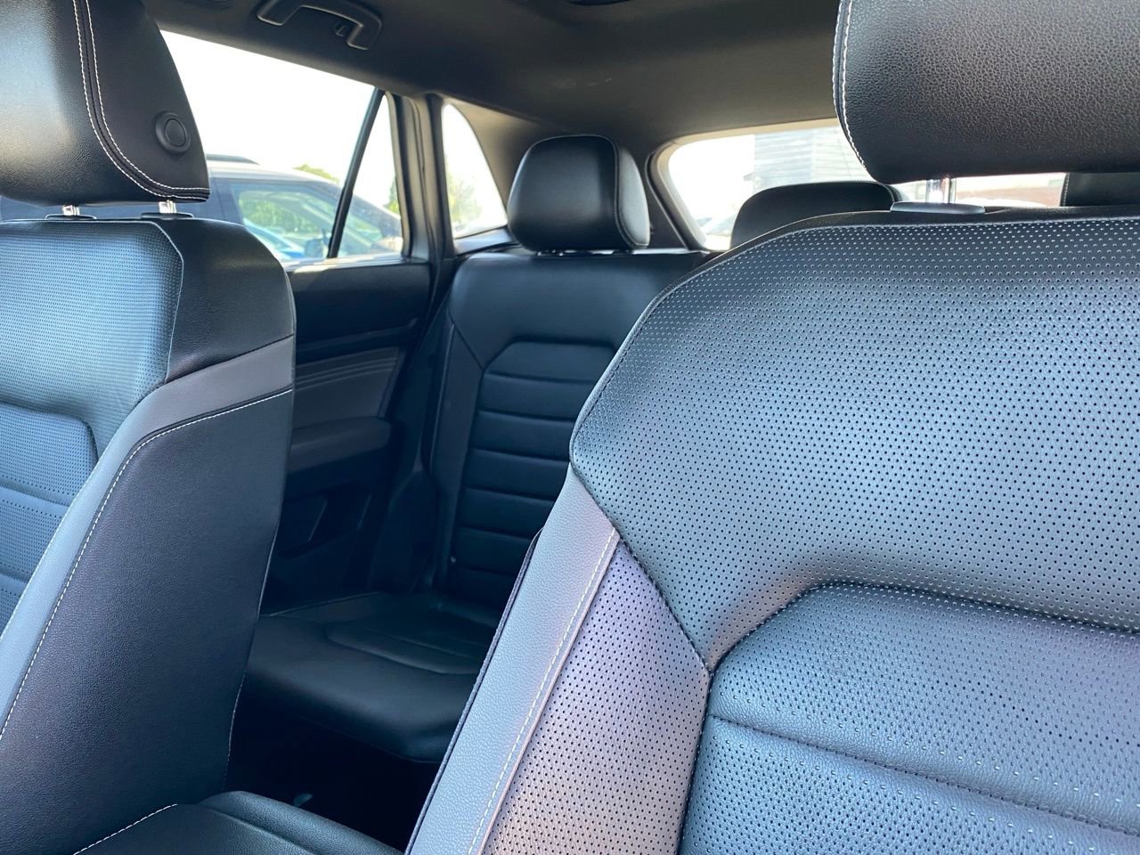 Used 2023 Volkswagen Atlas Cross Sport SEL Premium R-Line image 13