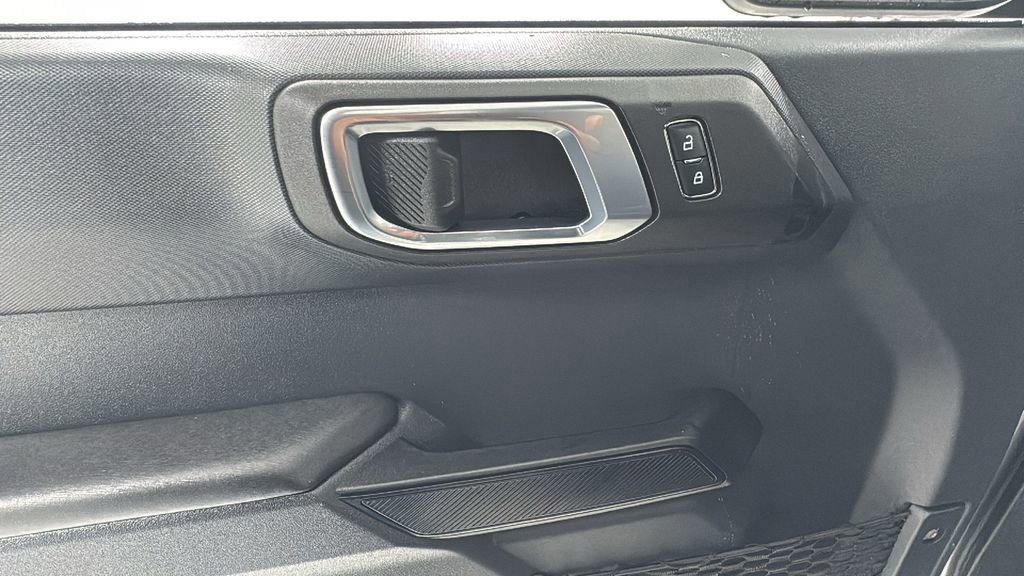 Used 2025 Ford Bronco Big Bend image 20