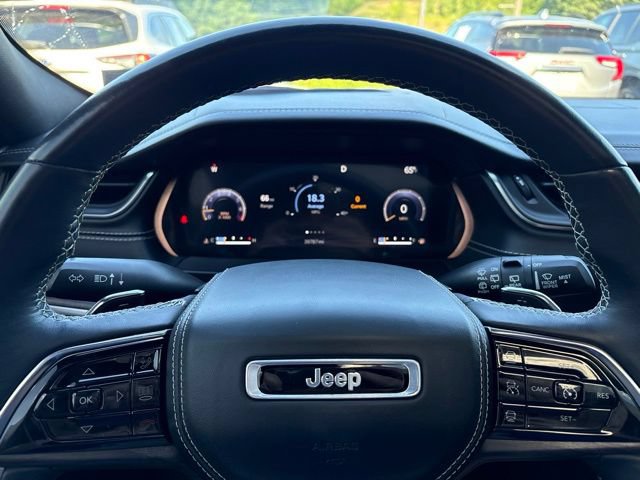 Used 2021 Jeep Grand Cherokee L Overland w/ Luxury Tech Group IV AWD/4WD image 23