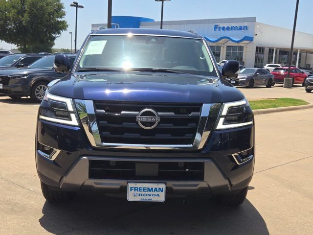 Used 2023 Nissan Armada SL RWD image 2