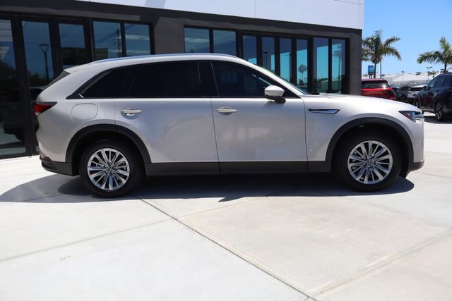 Used 2024 MAZDA CX-90 Plug-In Hybrid w/ Preferred AWD/4WD image 2