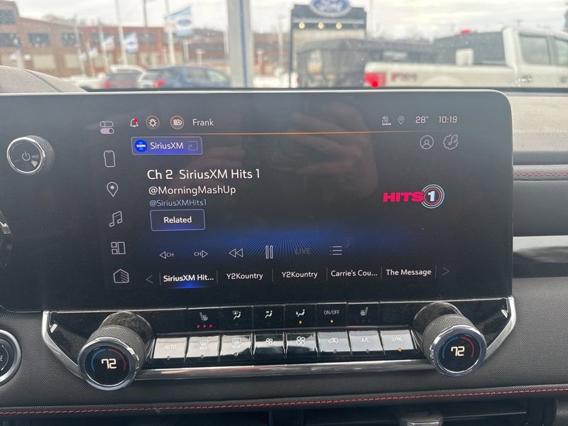 Used 2024 Chevrolet Colorado Z71 w/ Z71 Convenience Package 2 image 14