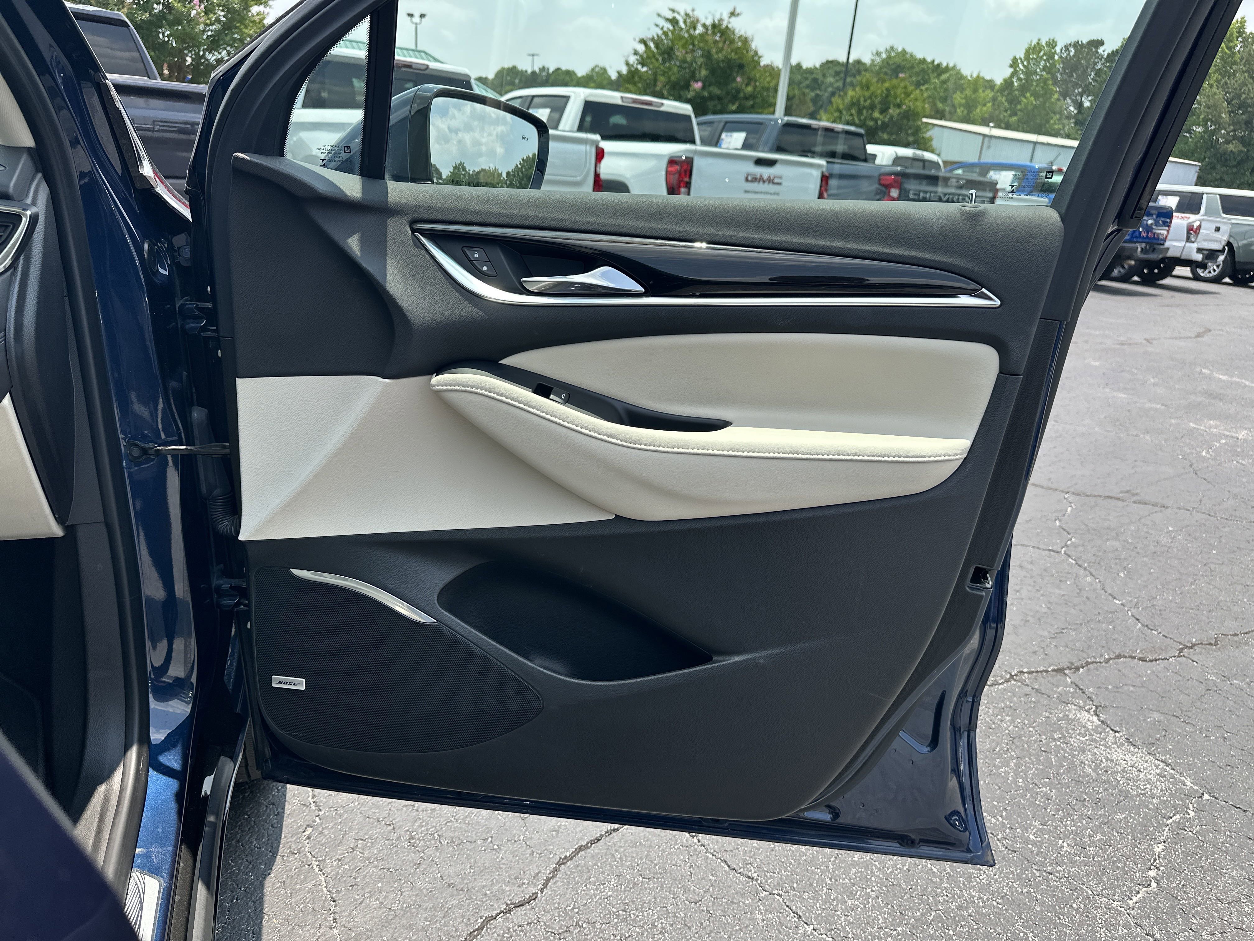 Used 2023 Buick Enclave Premium w/ Experience Buick Package image 15