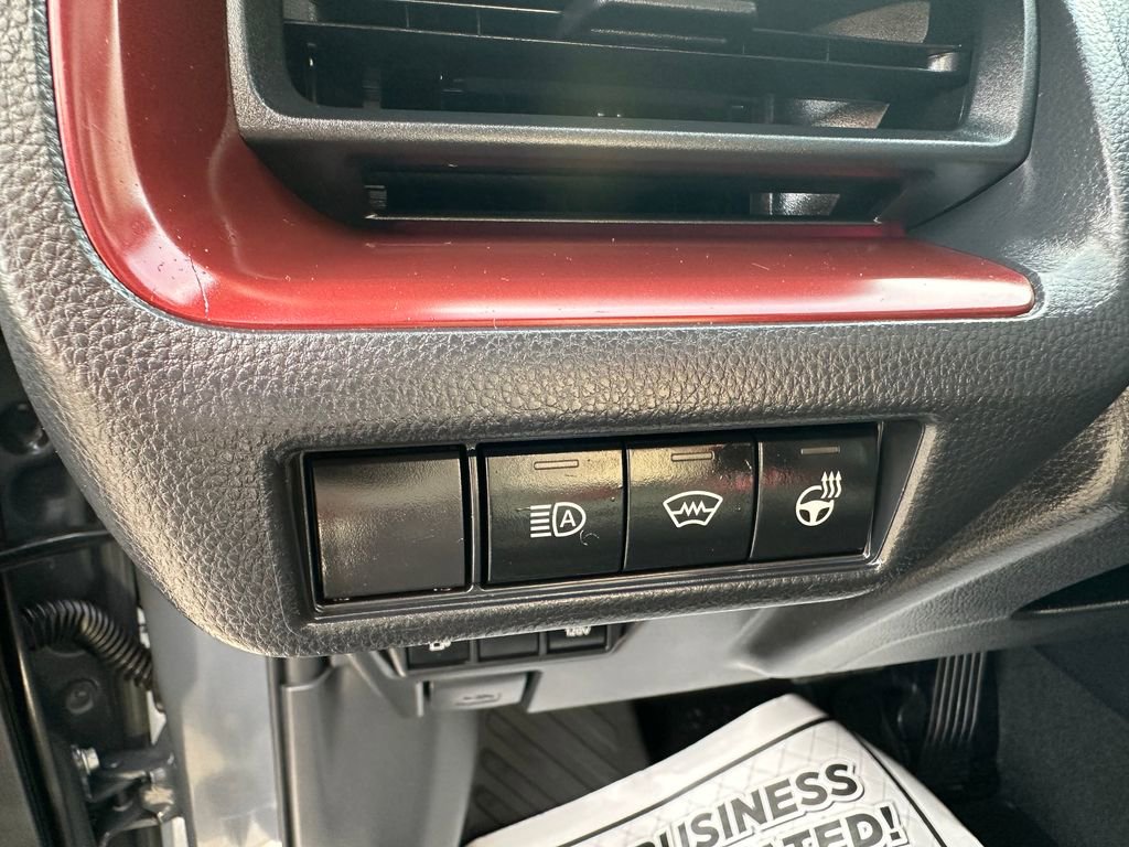 Used 2024 Toyota Prius Prime FWD image 27