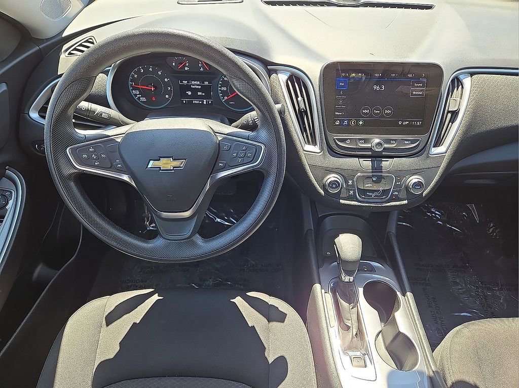 Used 2025 Chevrolet Malibu LS FWD image 16