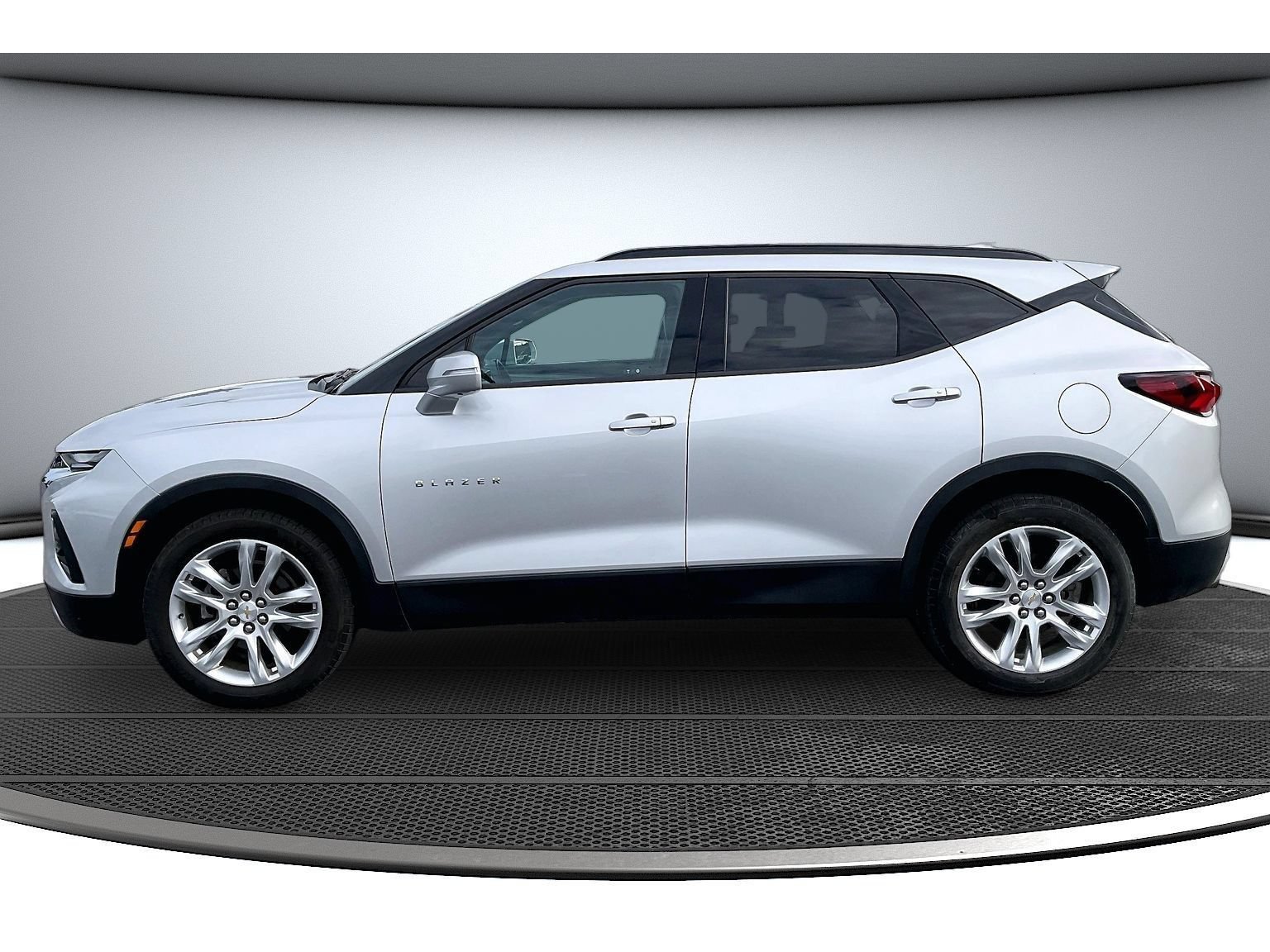 Used 2019 Chevrolet Blazer LT AWD/4WD image 16
