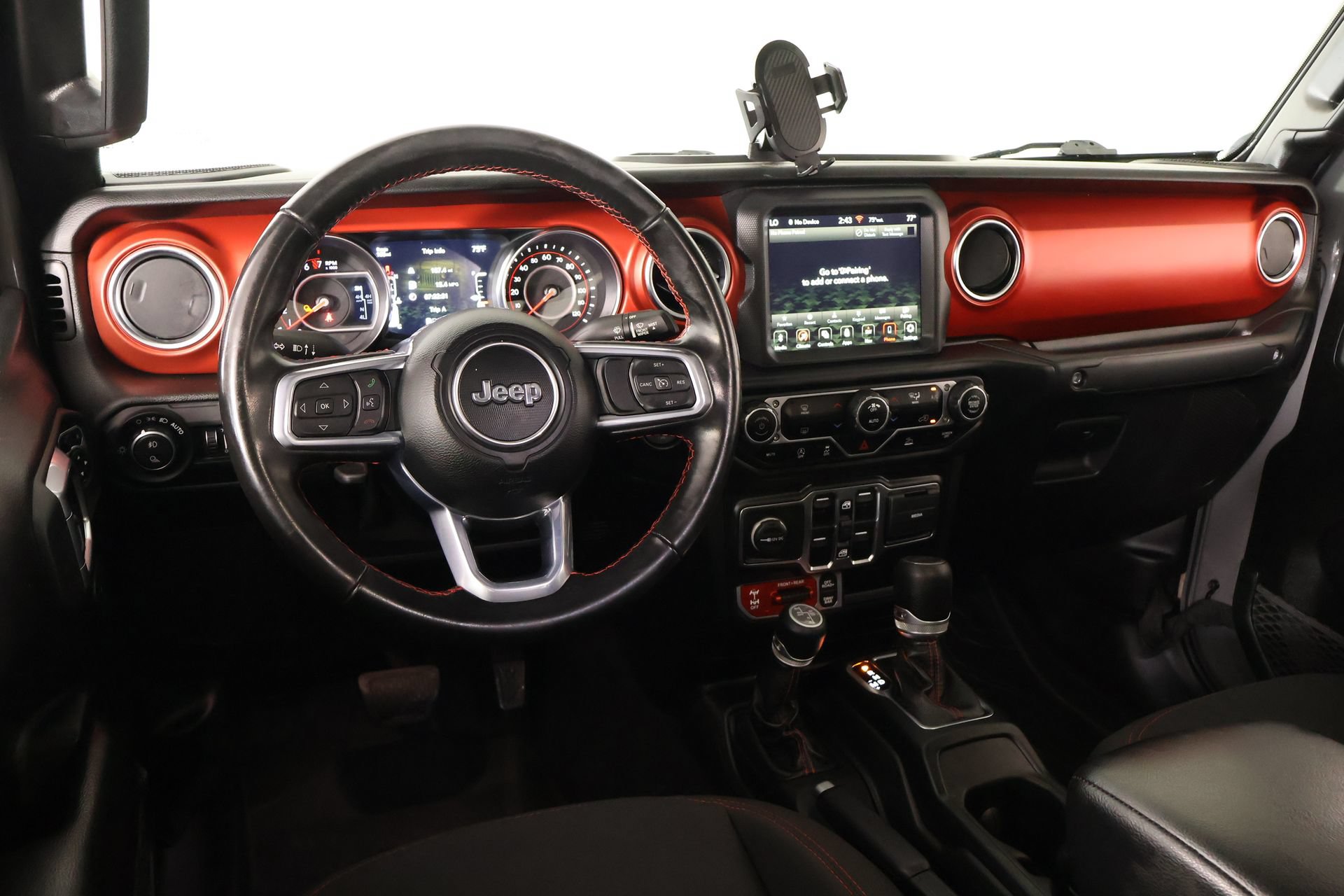 Used 2021 Jeep Gladiator Rubicon AWD/4WD image 2