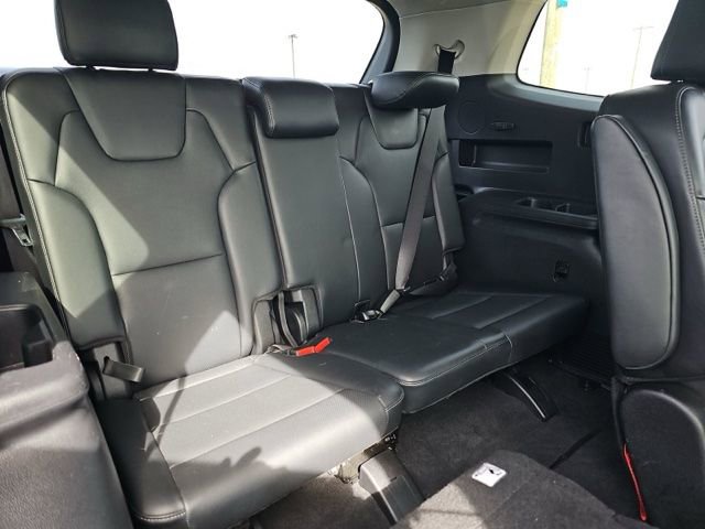 Used 2025 Kia Telluride S image 14