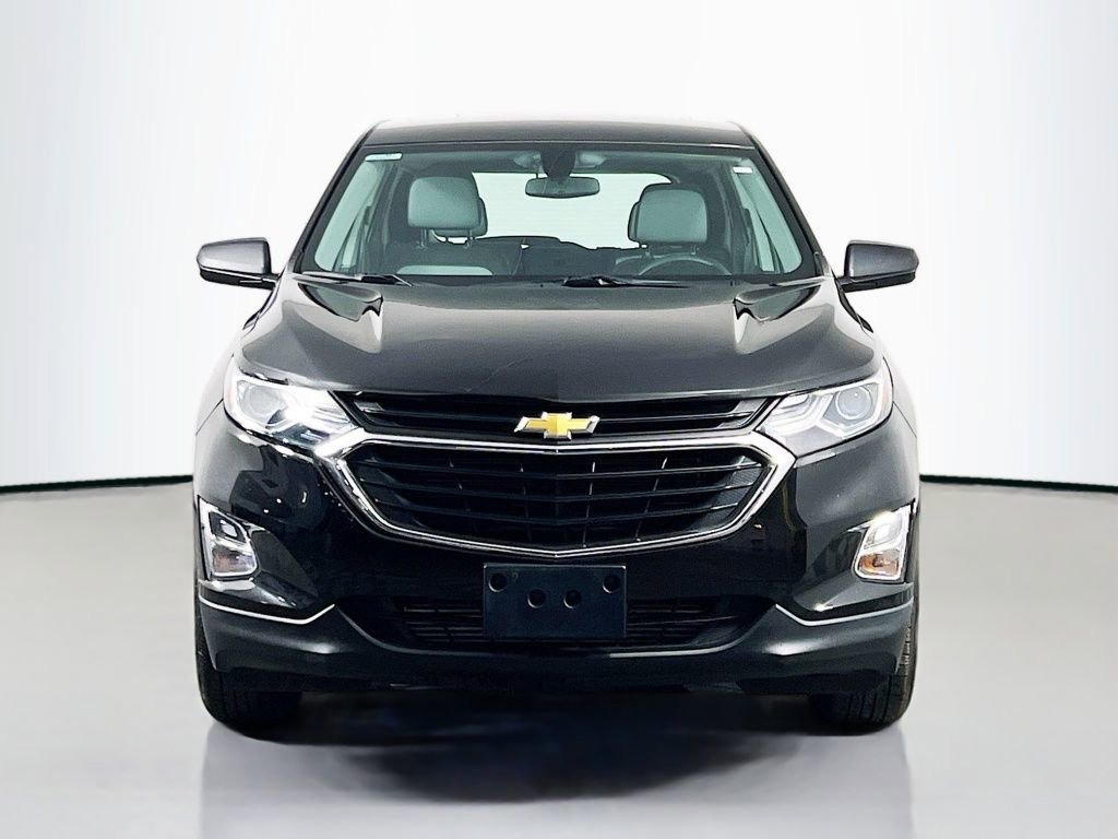 Used 2019 Chevrolet Equinox LS image 2