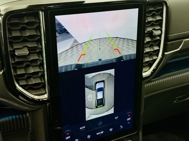 Used 2024 Ford Ranger Lariat w/ Trailer Tow Package image 14