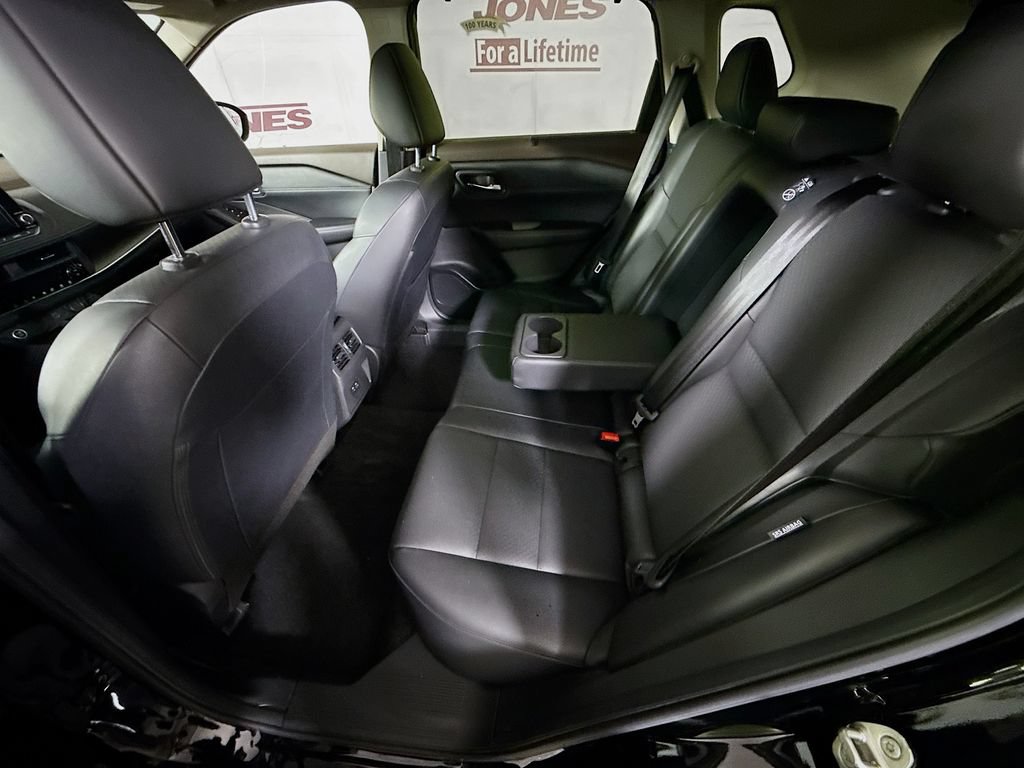 Certified 2023 Nissan Rogue SV w/ SV Premium B Package AWD/4WD image 27