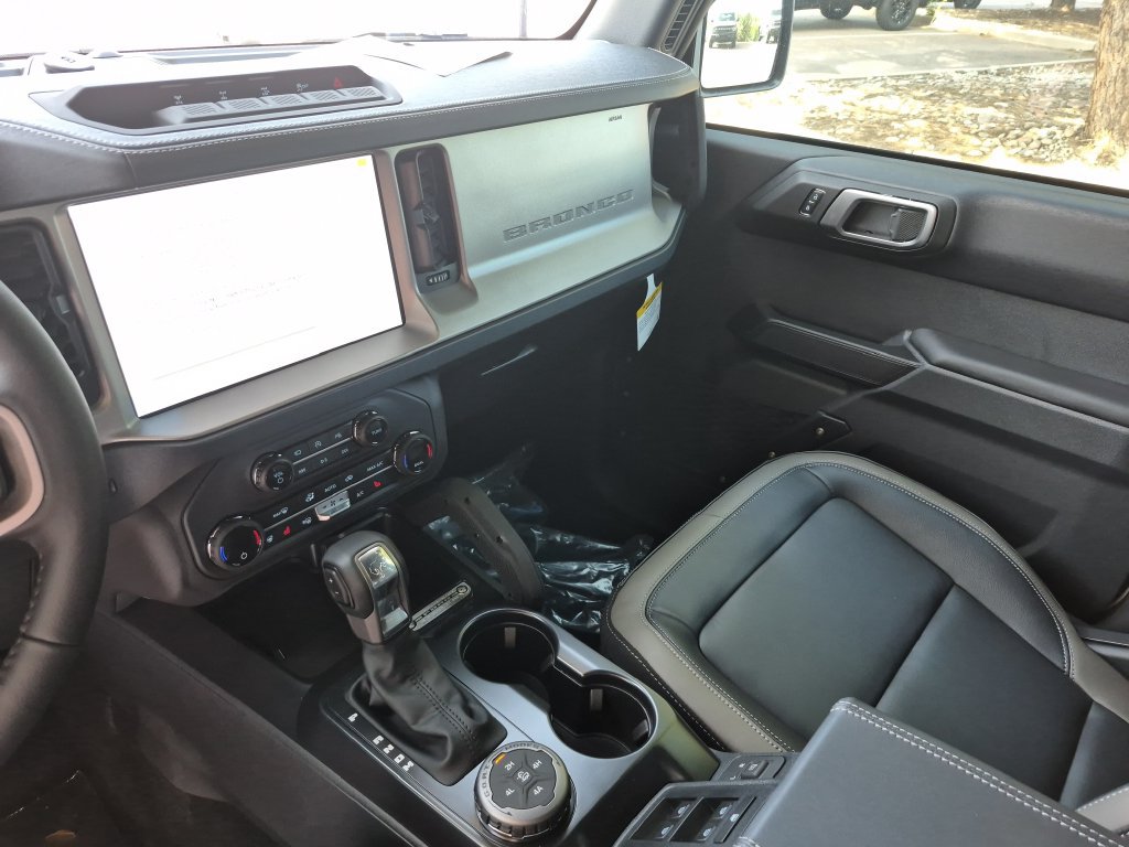 New 2026 Ford Bronco Outer Banks w/ Sasquatch Package AWD/4WD image 15