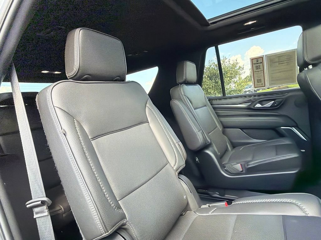 Used 2023 GMC Yukon Denali AWD/4WD image 39