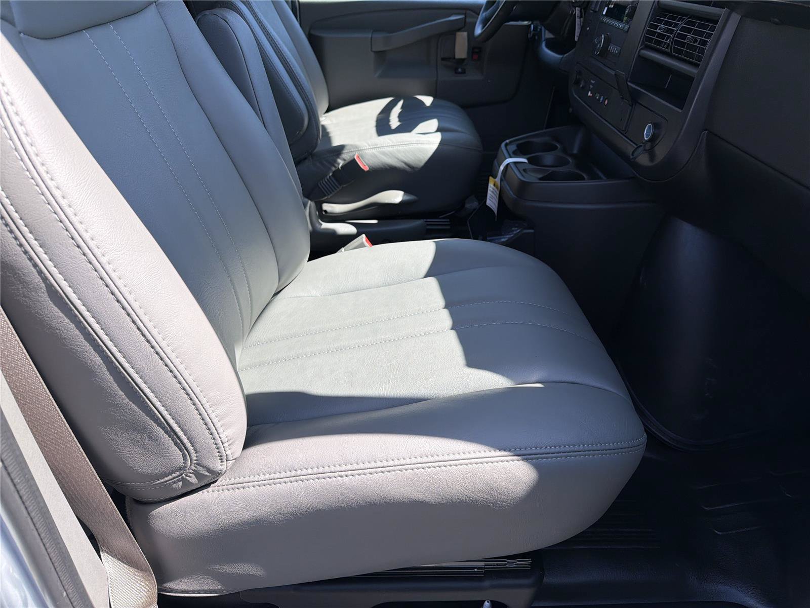 New 2025 GMC Savana 2500 w/ Driver Convenience Package RWD image 11