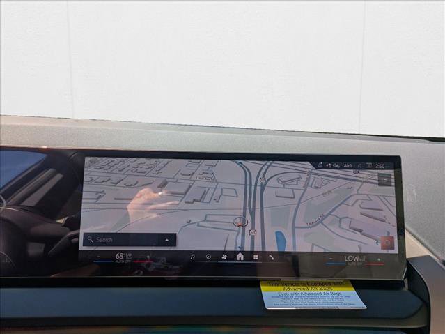 Used 2025 BMW X3 xDrive30i w/ Premium Package image 13