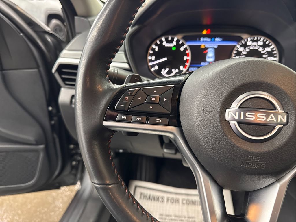 Used 2023 Nissan Altima 2.5 SR image 32