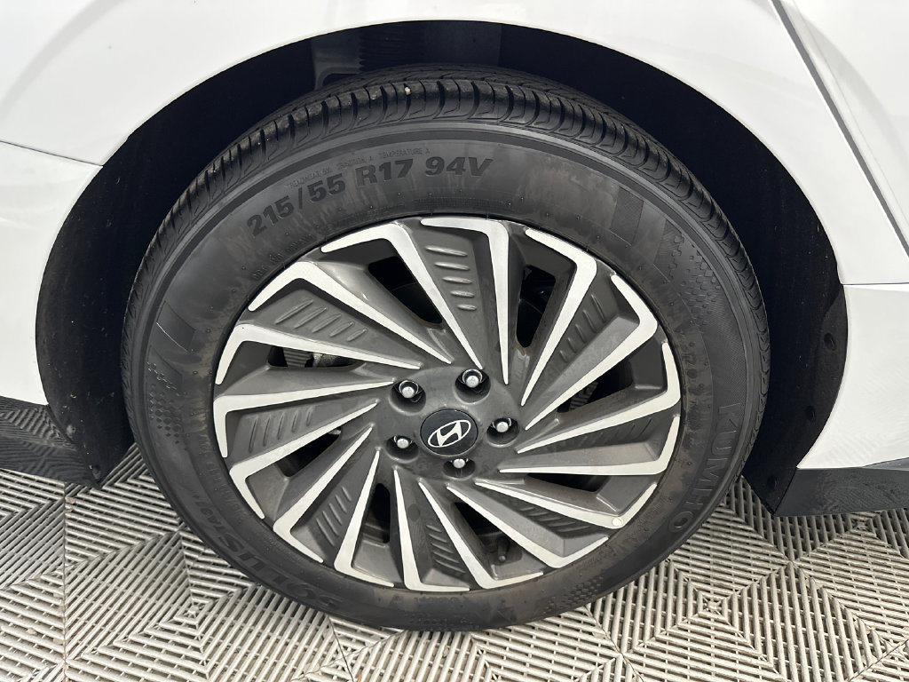 Certified 2025 Hyundai Sonata SEL FWD image 18