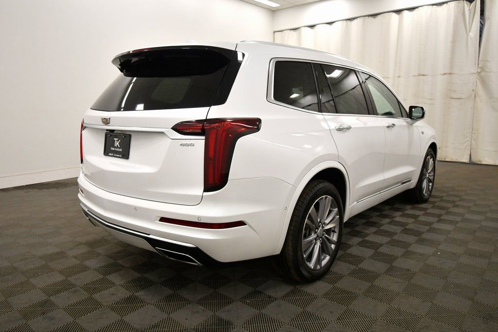 Used 2023 Cadillac XT6 Premium Luxury w/ Technology Package image 8