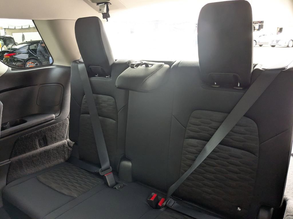 New 2025 Nissan Pathfinder SV image 26