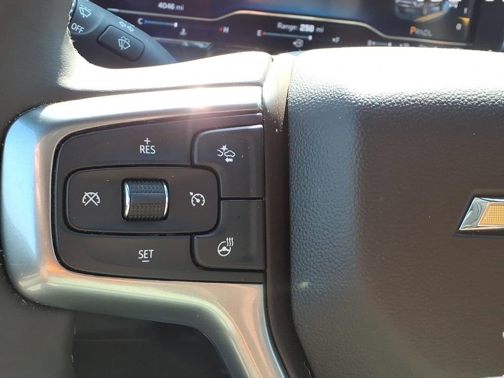 Used 2025 Chevrolet Silverado 2500 LT w/ Z71 Chrome Sport Edition image 18