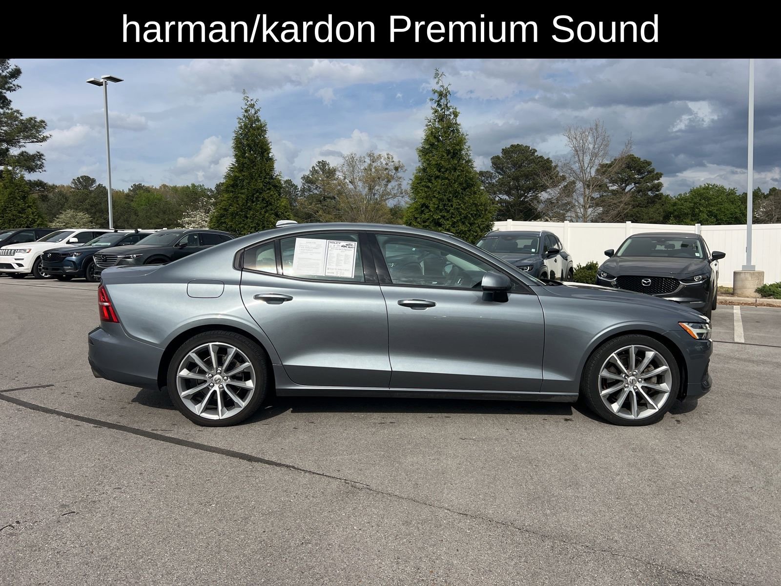Used 2021 Volvo S60 T5 Momentum w/ Protection Package Premier image 4