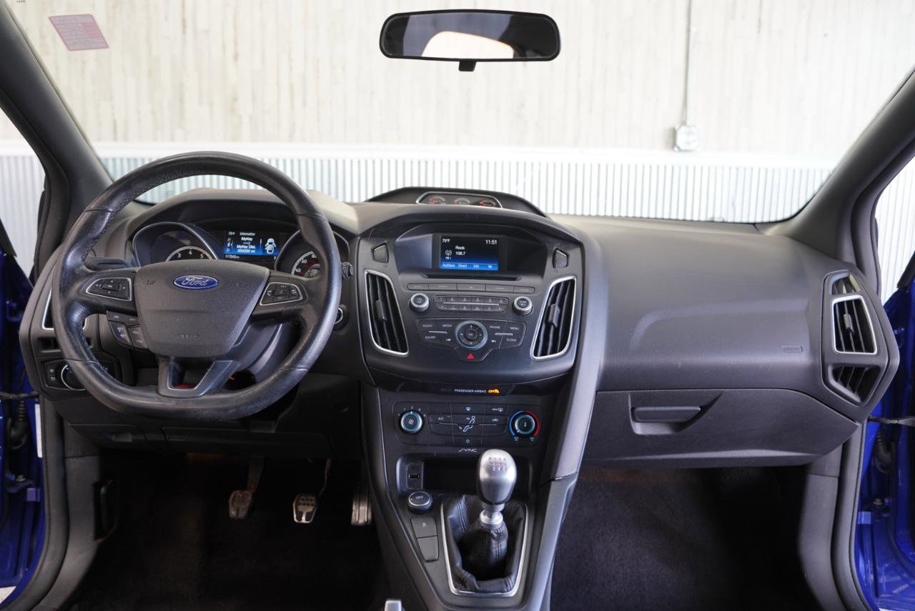 Used 2015 Ford Focus ST FWD image 17