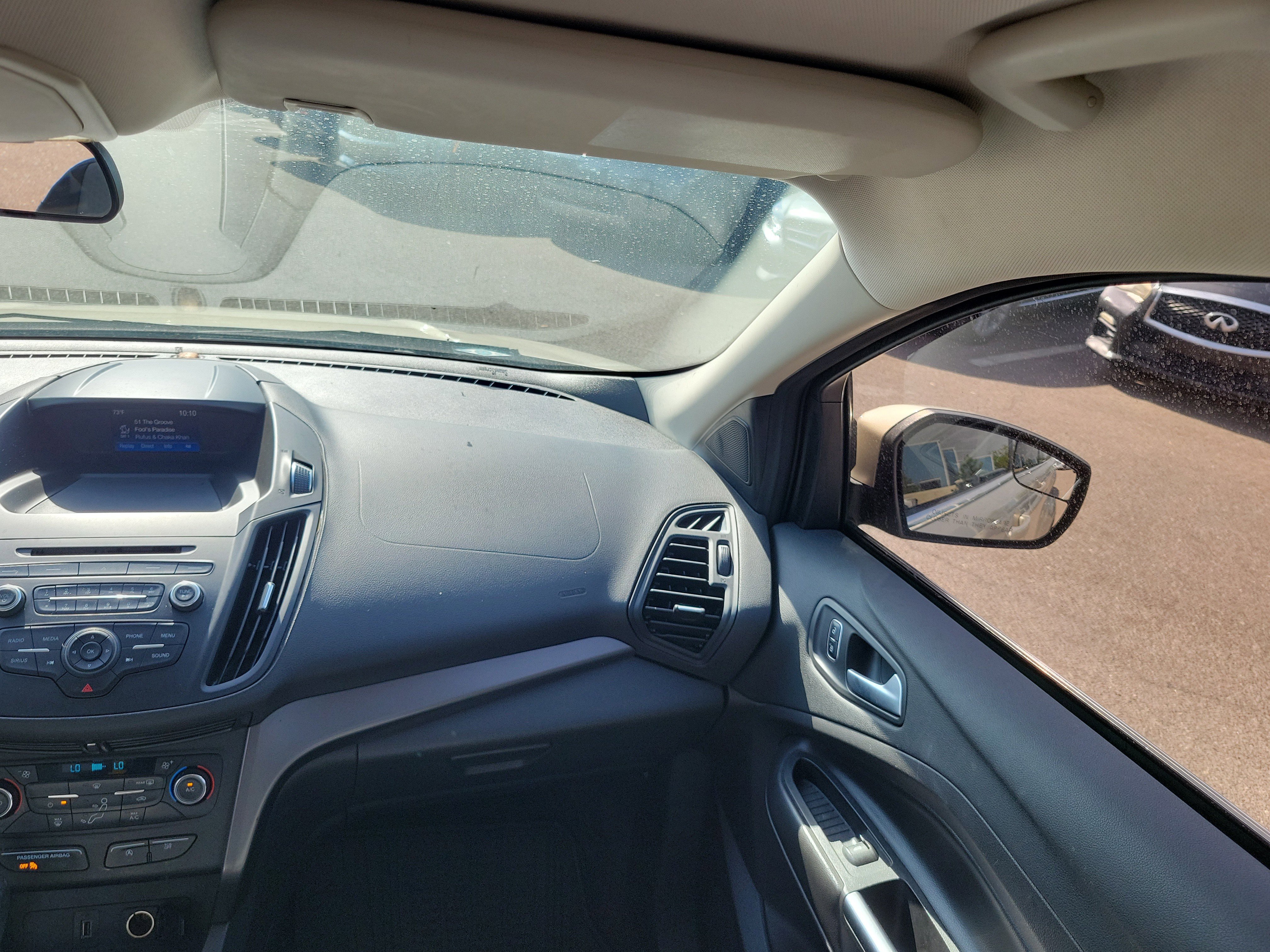 Used 2017 Ford Escape SE image 9