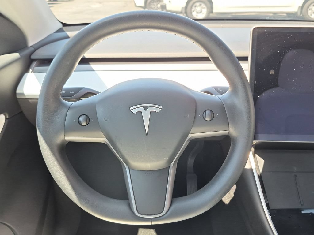 Used 2020 Tesla Model Y Long Range AWD/4WD image 18