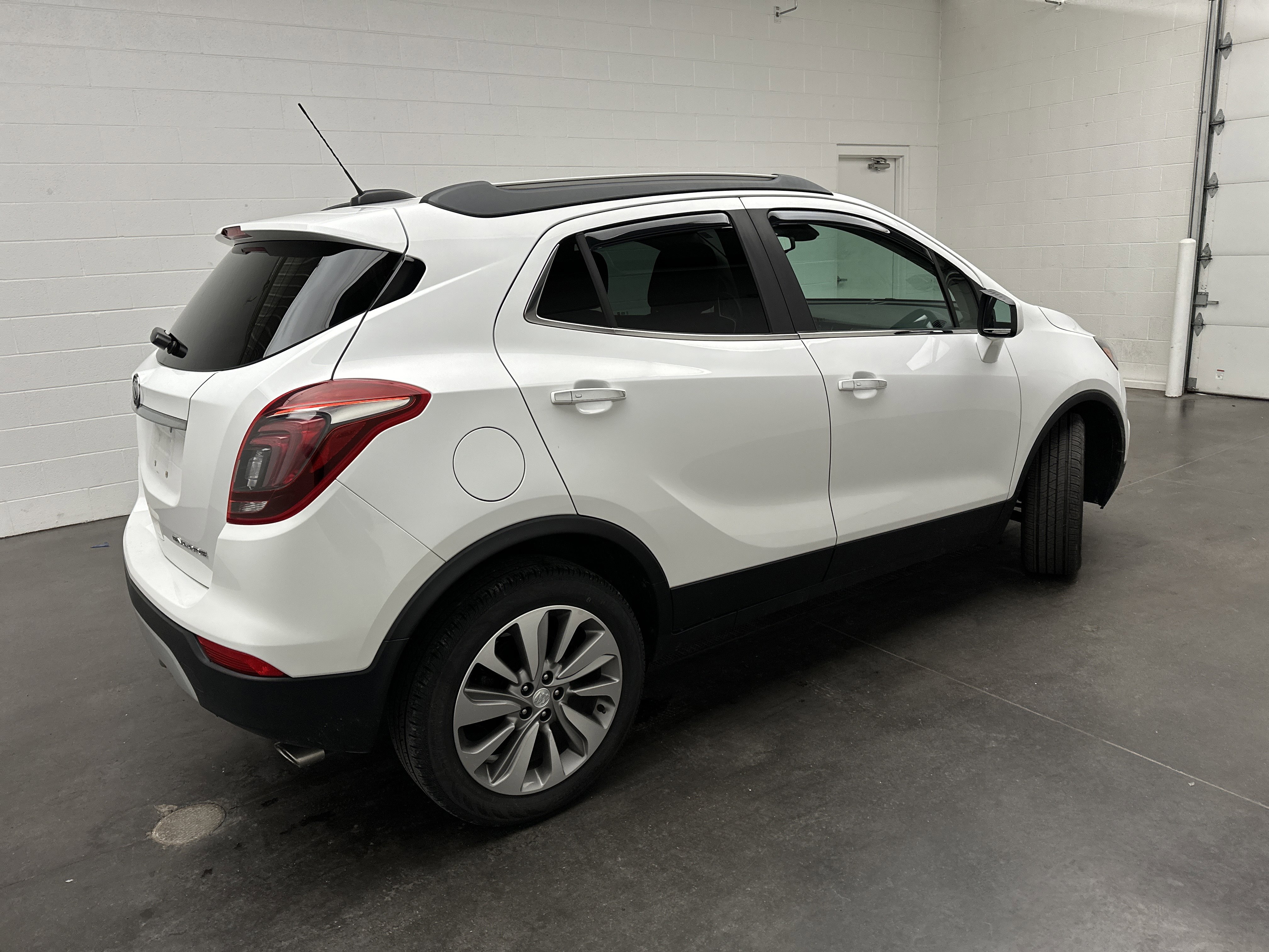 Used 2020 Buick Encore Preferred image 12