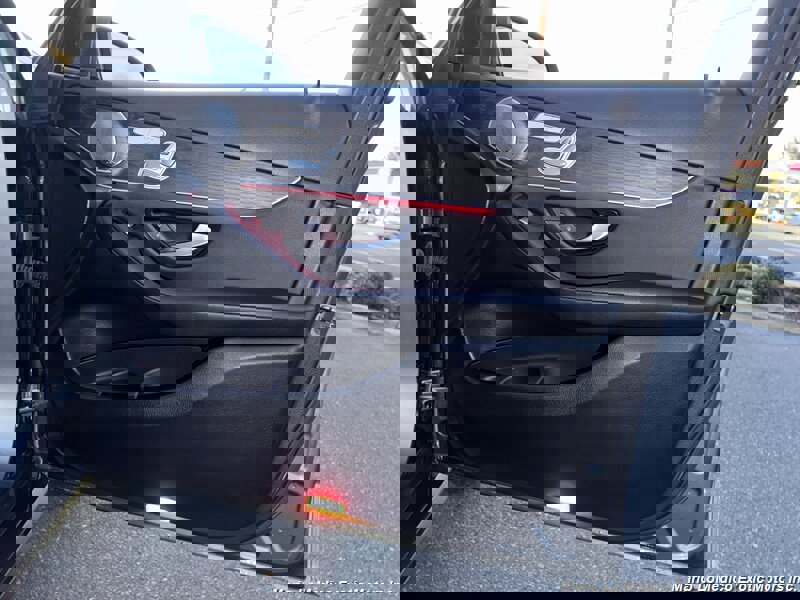 Used 2021 Mercedes-Benz GLC 300 4MATIC image 60