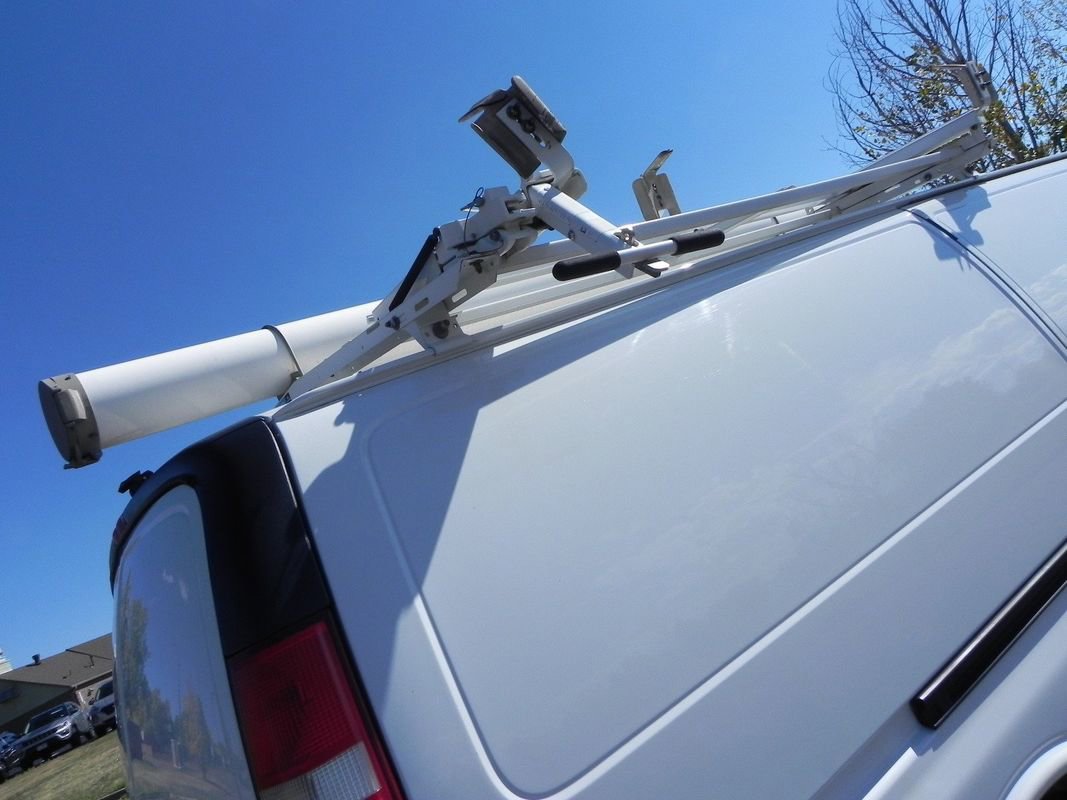 Used 2015 Chevrolet Express 3500 Extended image 9