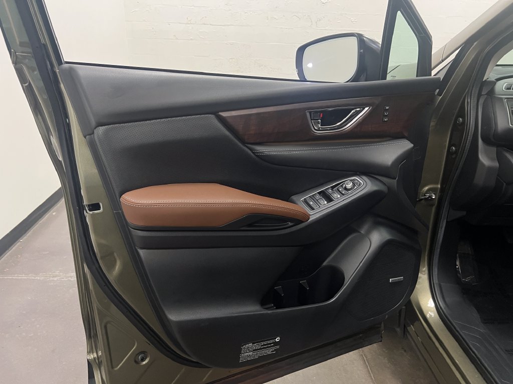 Certified 2025 Subaru Ascent Touring AWD/4WD image 11