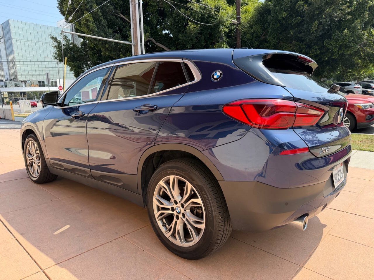 Used 2020 BMW X2 sDrive28i w/ Premium Package FWD image 3