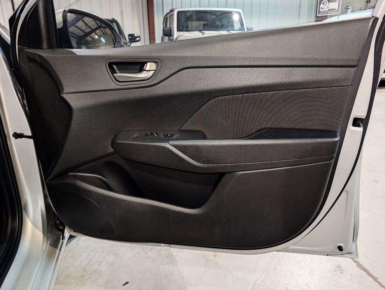 Used 2020 Hyundai Accent SE image 26