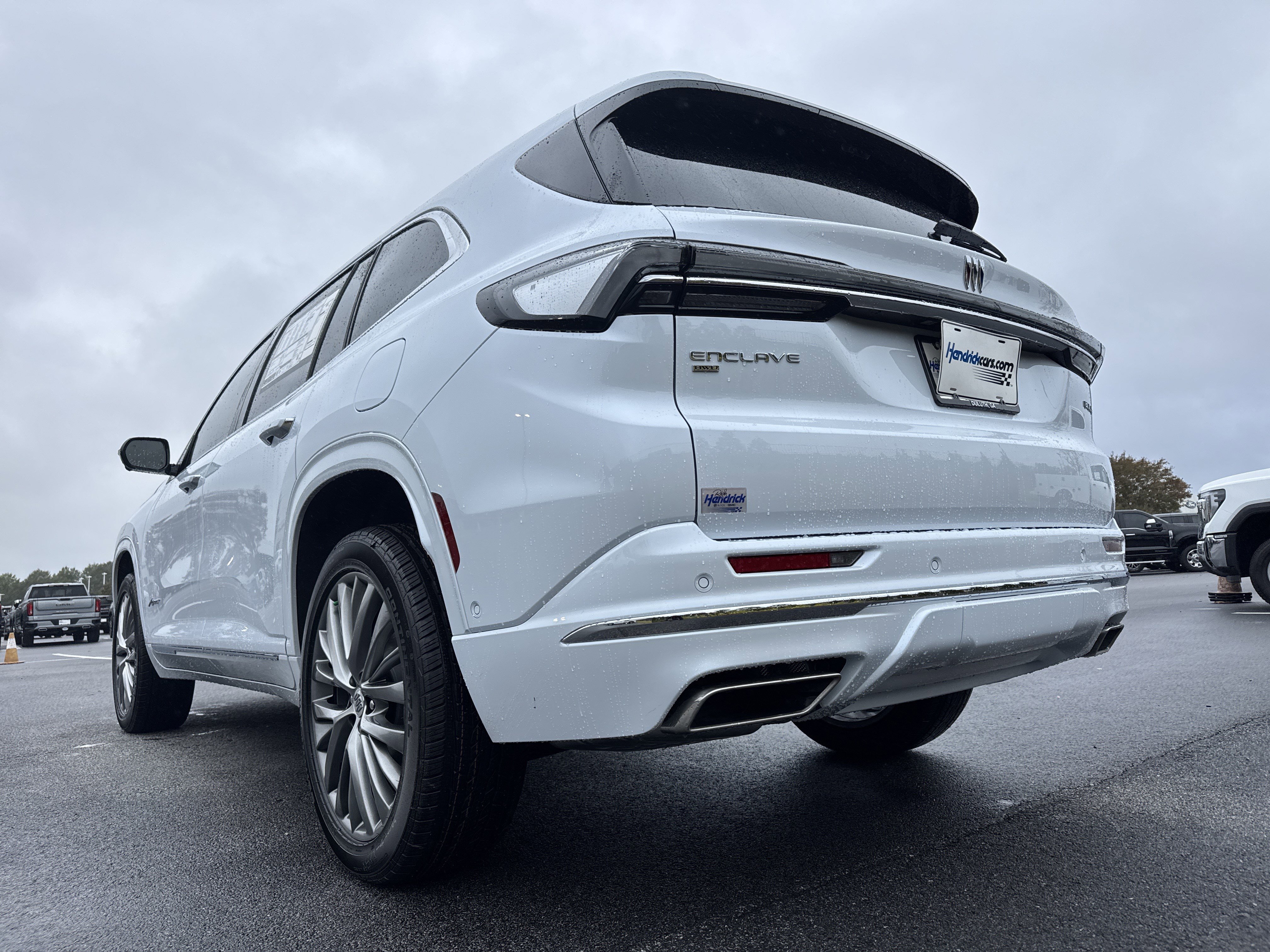 New 2026 Buick Enclave Avenir w/ Super Cruise Package image 8