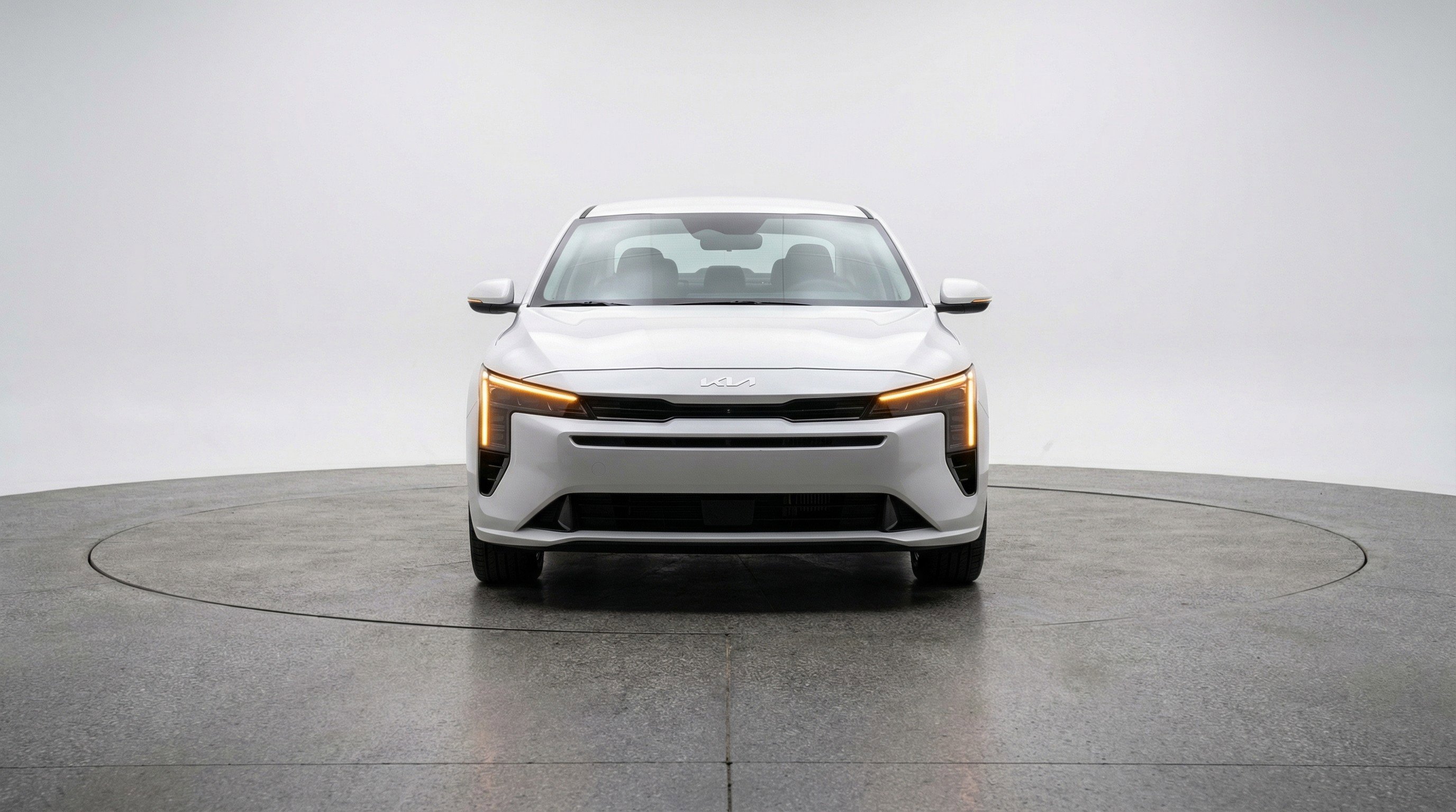 Used 2025 Kia K4 LXS FWD image 2