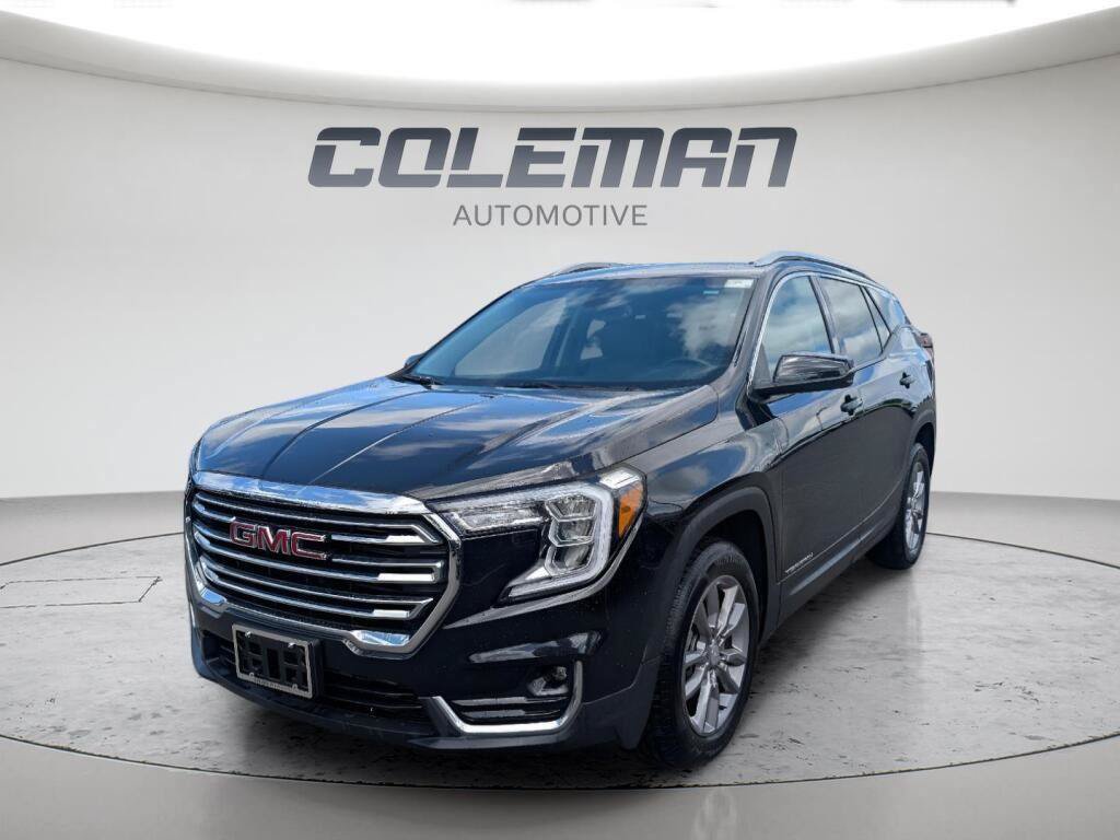 Used 2024 GMC Terrain SLT AWD/4WD image 1