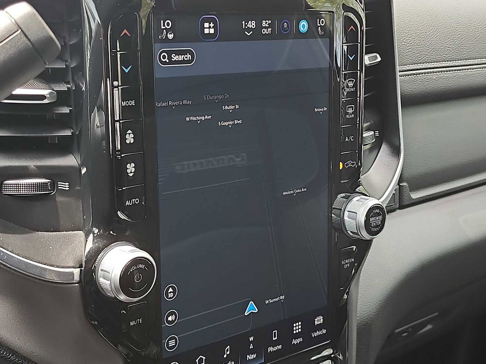 Used 2024 RAM 2500 Laramie w/ Night Edition AWD/4WD image 18