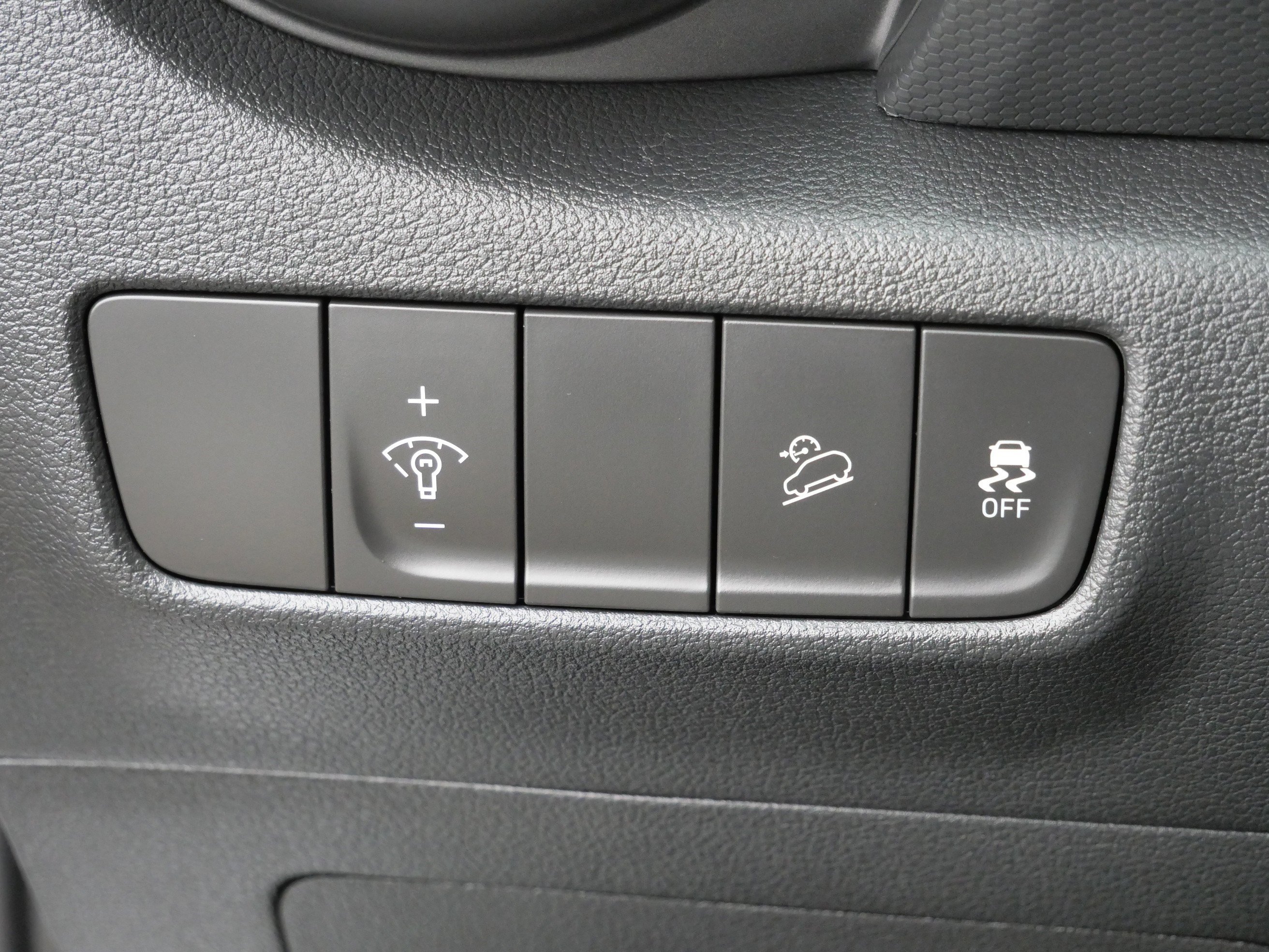 Certified 2022 Hyundai Kona SEL w/ Convenience Package image 21