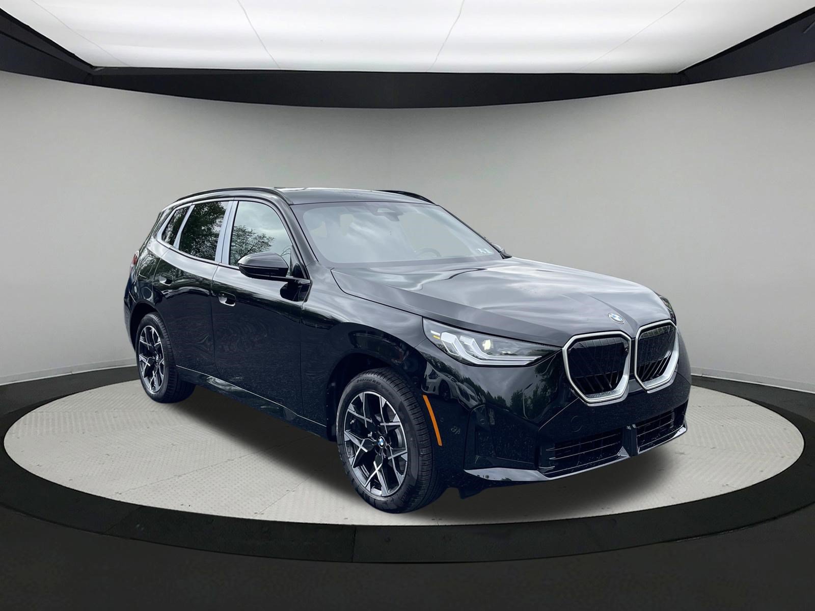 Used 2026 BMW X3 xDrive30i w/ Premium Package AWD/4WD image 3