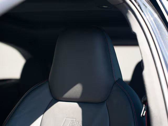 Certified 2023 Audi RS 6 w/ Carbon Optic Package AWD/4WD image 18