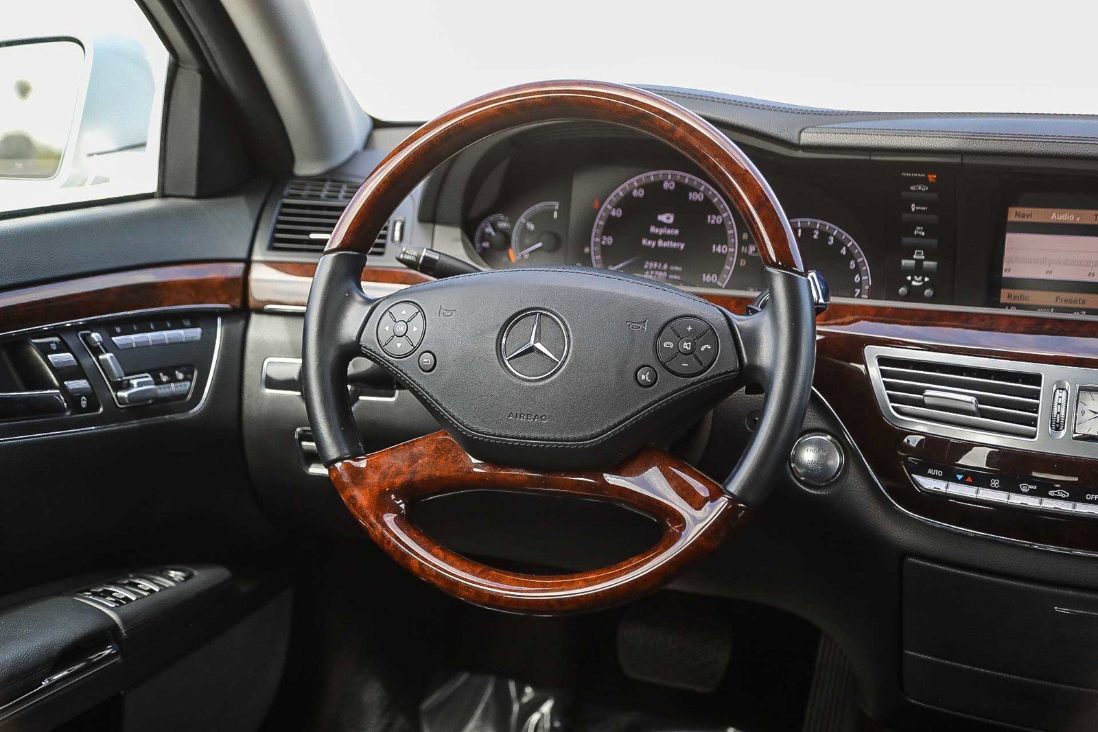 Used 2012 Mercedes-Benz S 550 image 15
