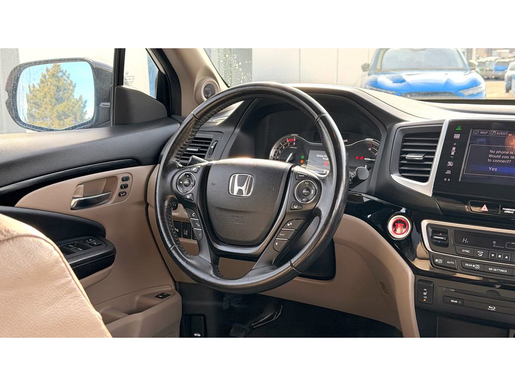Used 2016 Honda Pilot Touring image 18