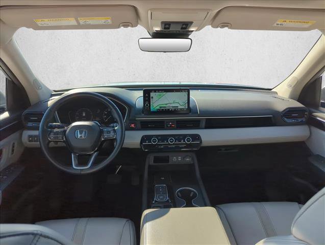 Used 2024 Honda Pilot Touring image 17